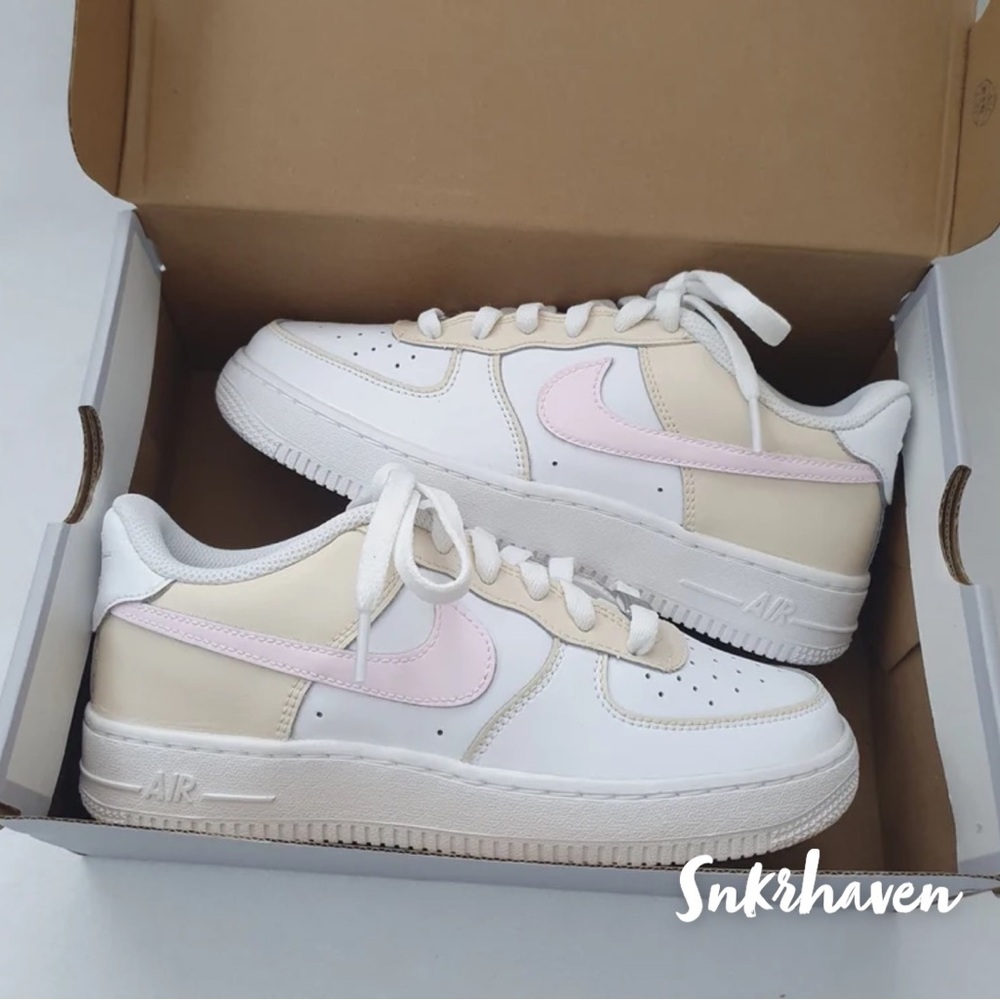 Rare Custom Nike Air Force 1 beige pink